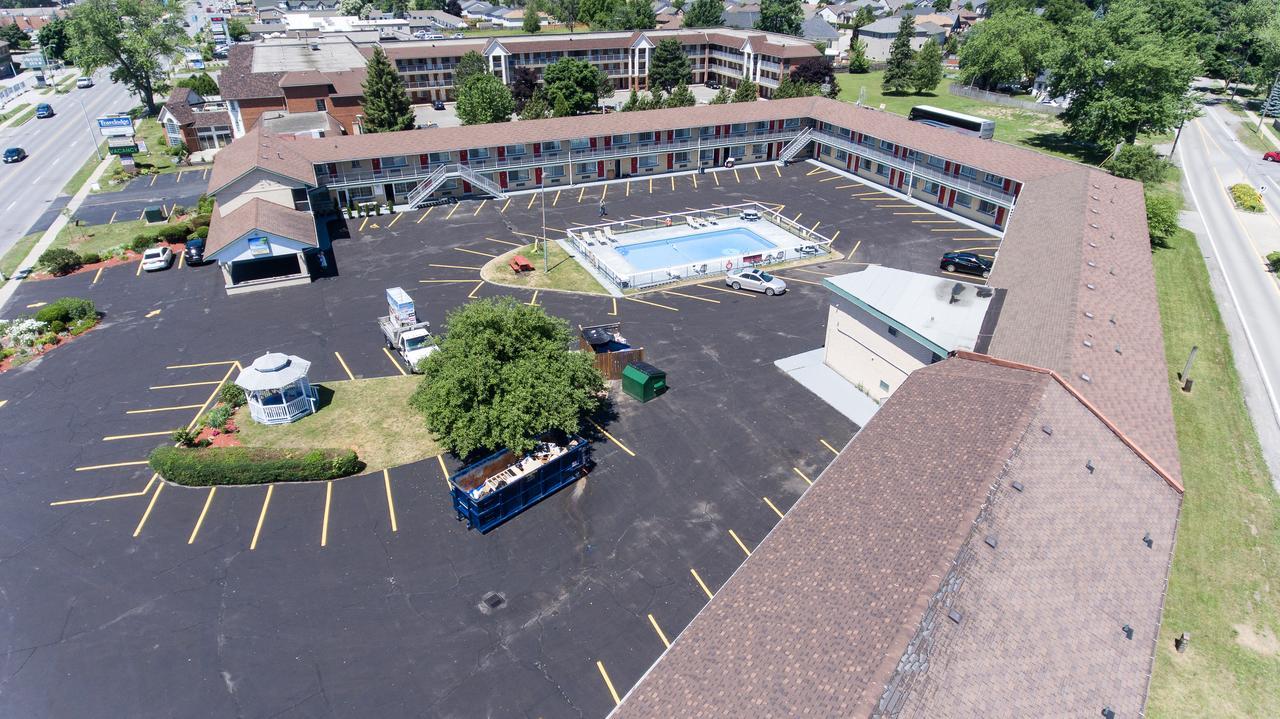 Rockwell Resort Niagarawatervallen Buitenkant foto