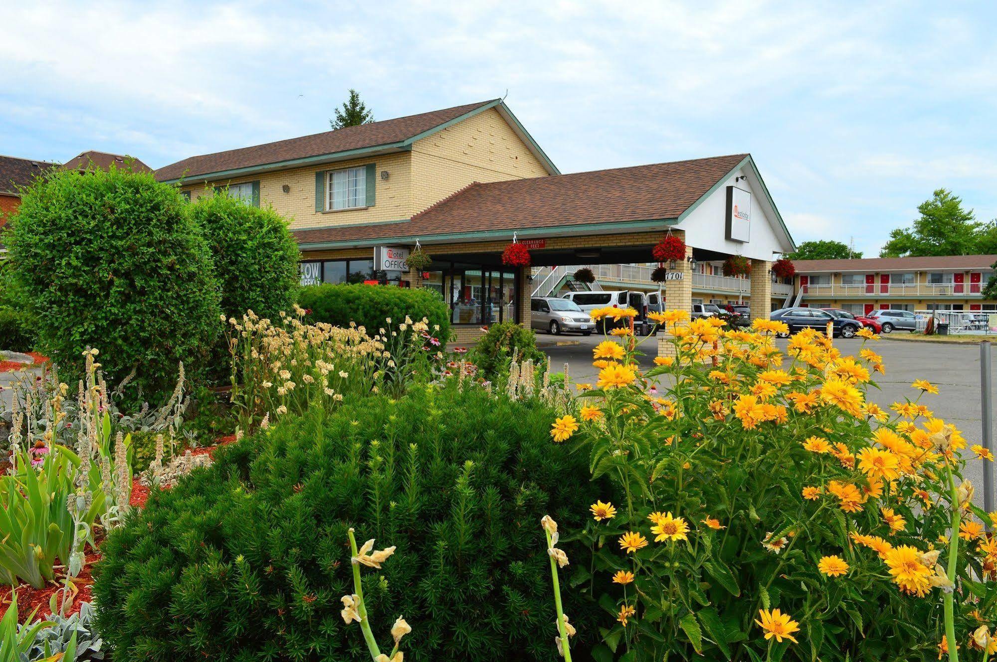 Rockwell Resort Niagarawatervallen Buitenkant foto